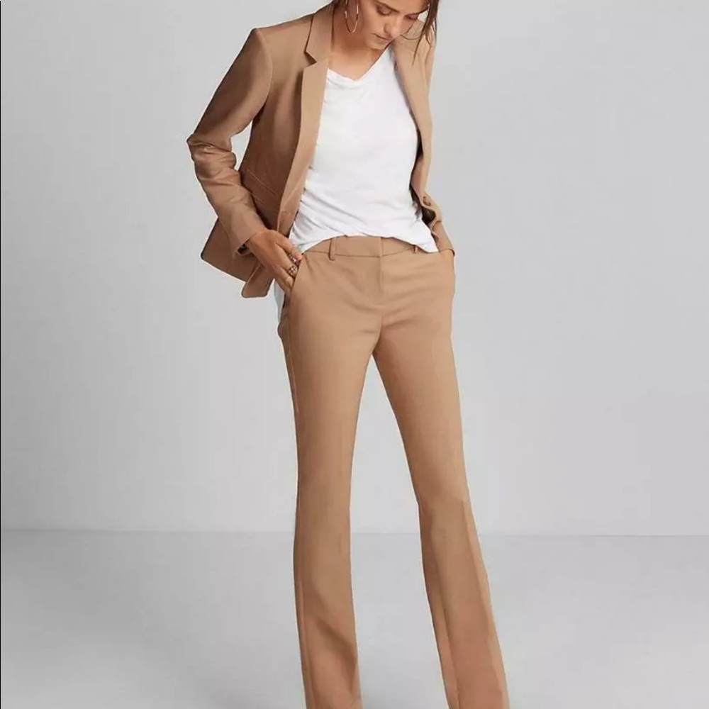 Express Columnist Barely Boot